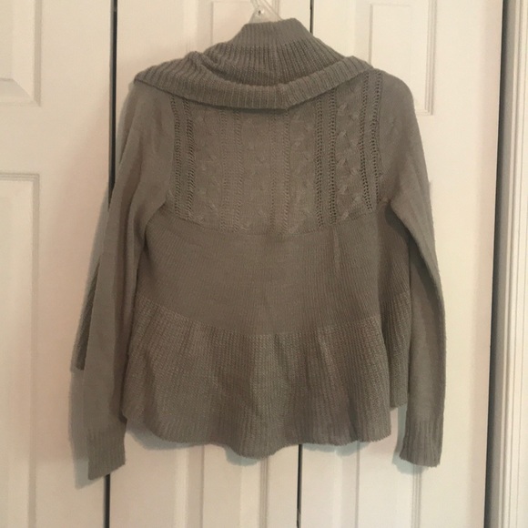 Grey Cardigan - Picture 2 of 2